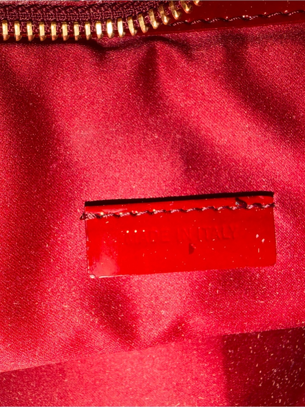 Burberry Vintage Red Quilted Patent Leather Manor Bag EUC - Picture 15 of 16